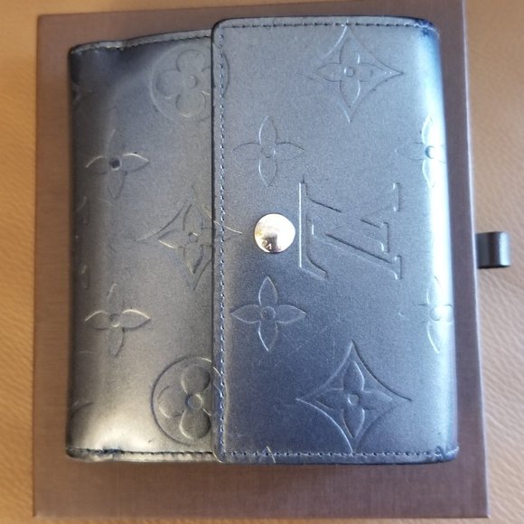 COPY - Pre-owned Louis Vuitton Matte Vernis Bifold Wallet - Picture 1 of 7